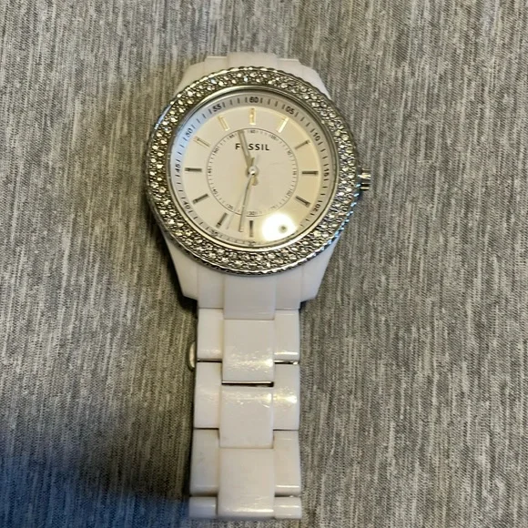 Fossil bling white Watch Fossil Ladies White Dial Resin Bracelet Diamond Bezel Day  main image 4